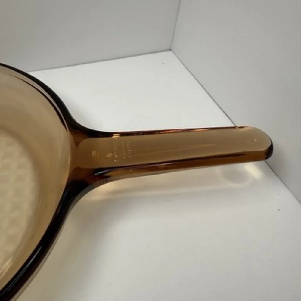 VINTAGE PYREX Corning Ware Vision Amber 7